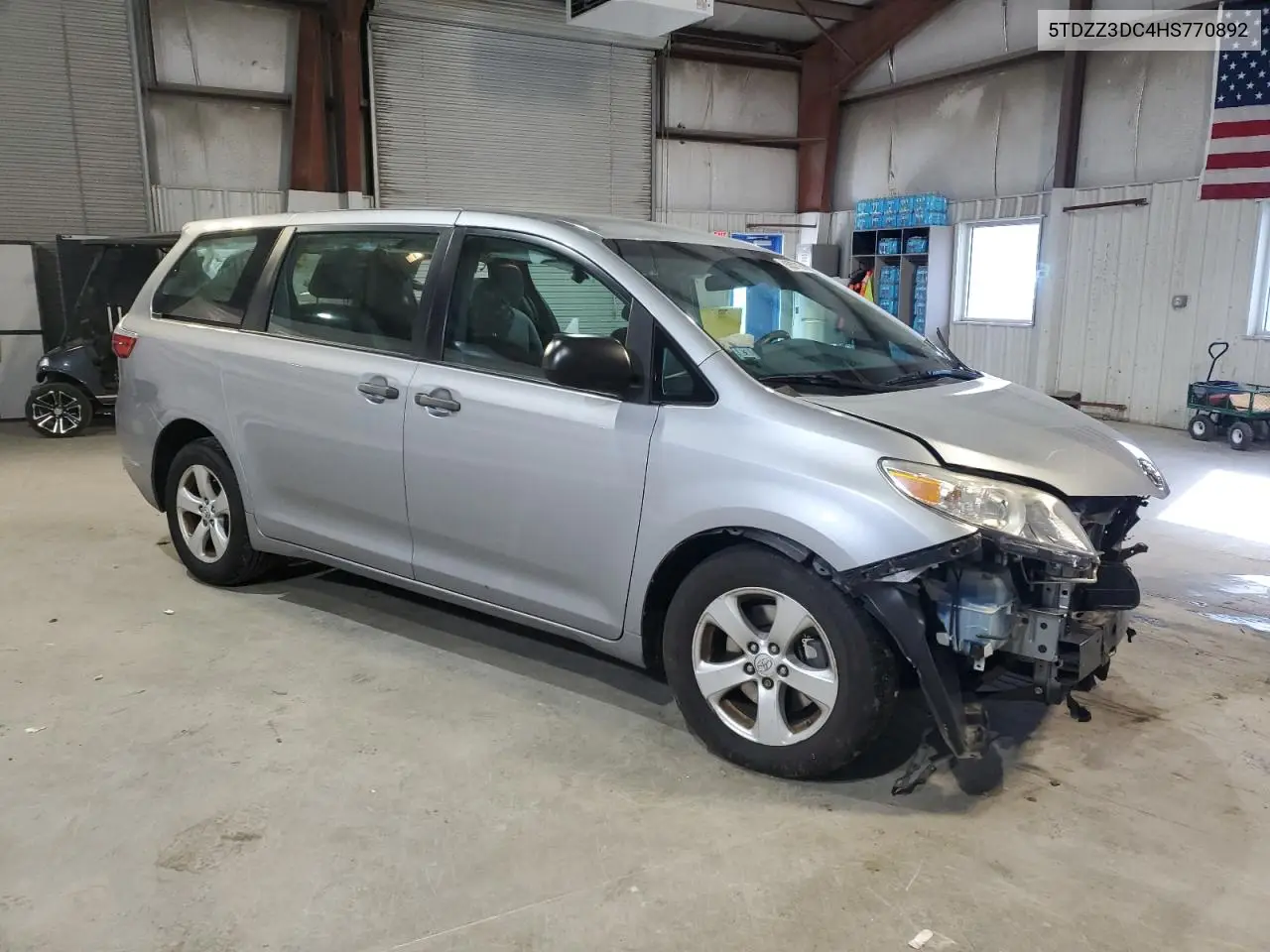 5TDZZ3DC4HS770892 2017 Toyota Sienna