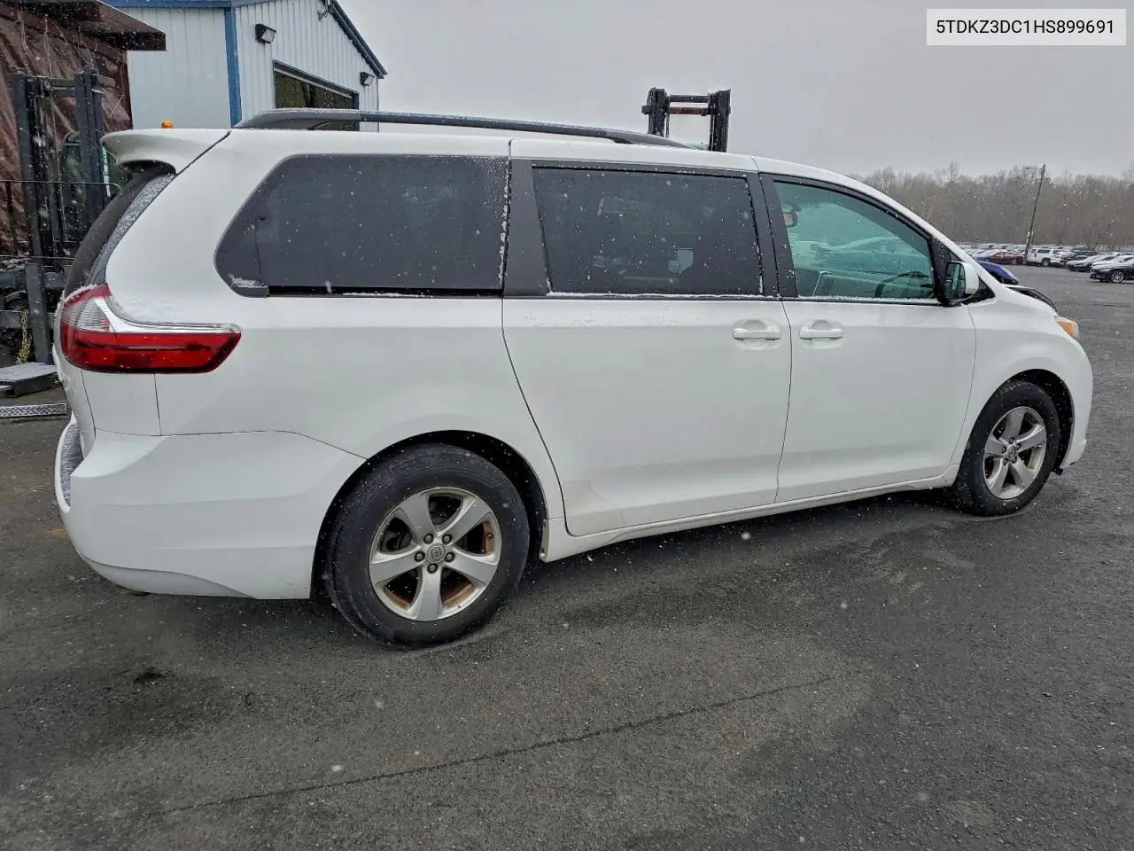 5TDKZ3DC1HS899691 2017 Toyota Sienna Le