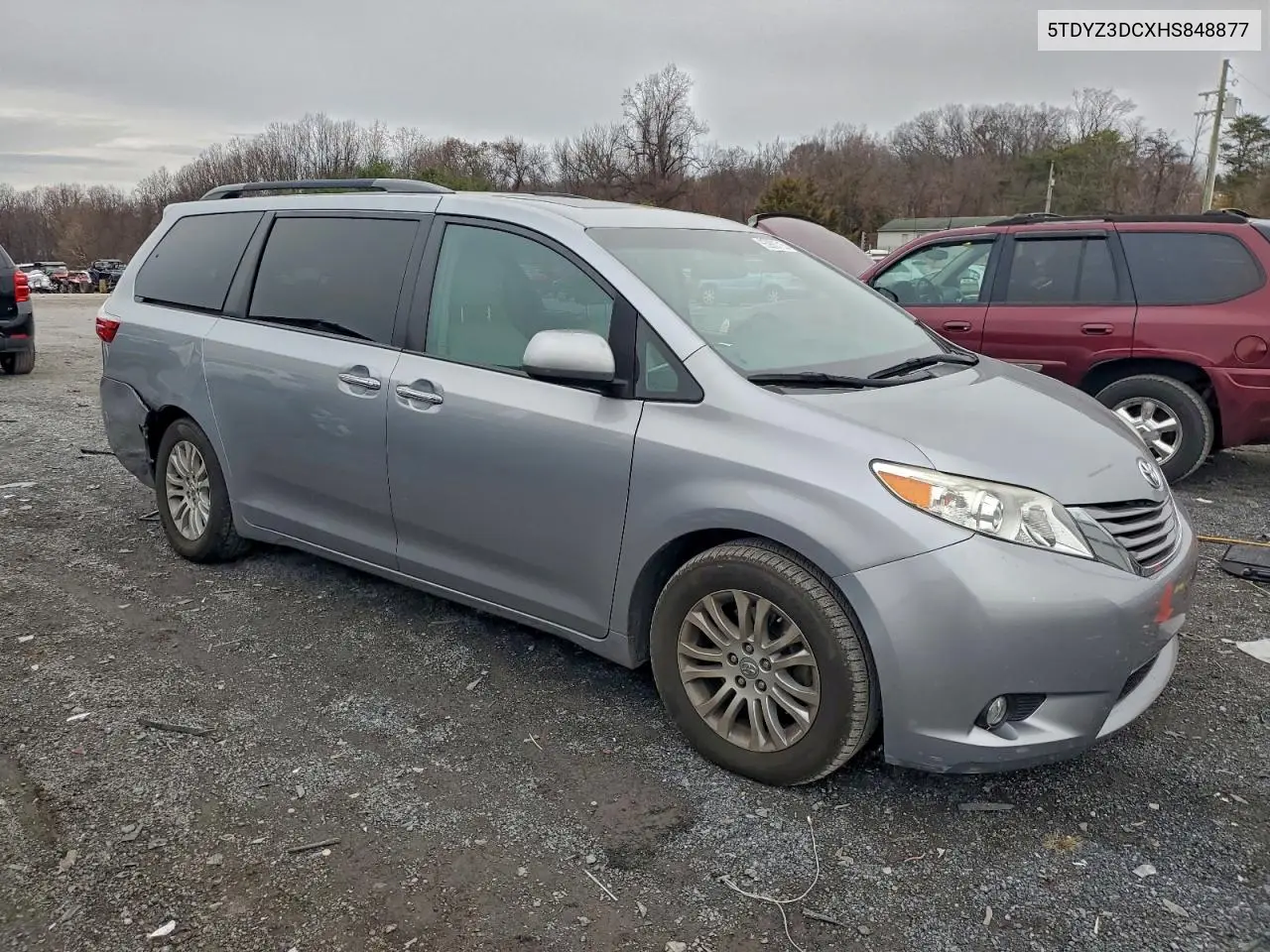 5TDYZ3DCXHS848877 2017 Toyota Sienna Xle