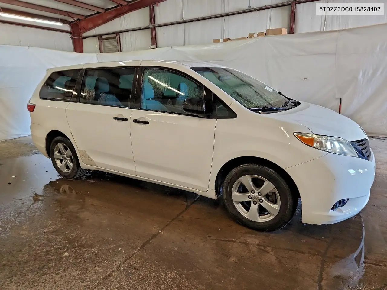 5TDZZ3DC0HS828402 2017 Toyota Sienna