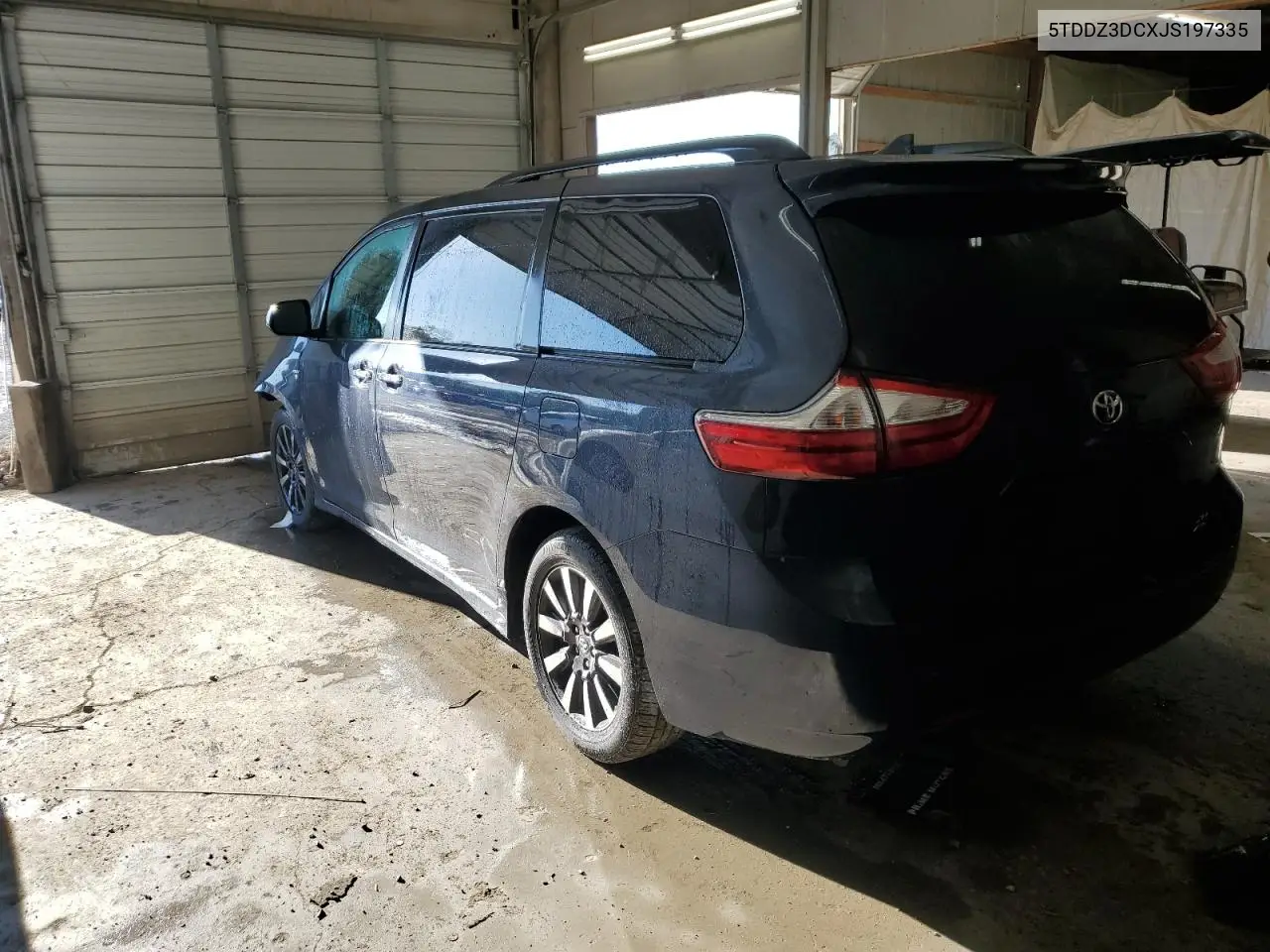 5TDDZ3DCXJS197335 2018 Toyota Sienna Xle