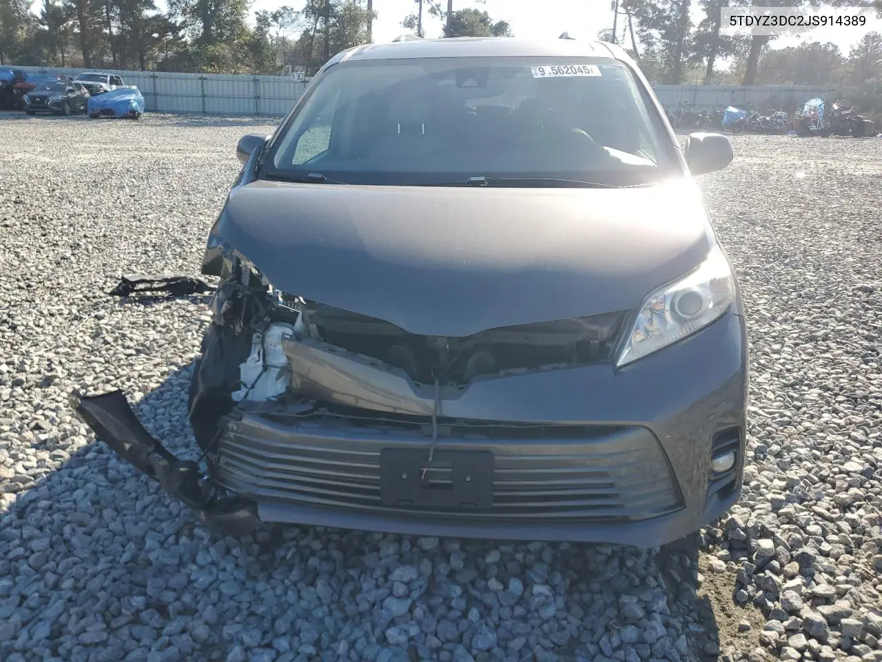 5TDYZ3DC2JS914389 2018 Toyota Sienna Xle