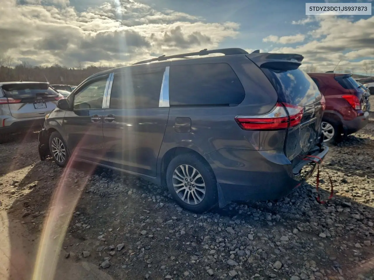 5TDYZ3DC1JS937873 2018 Toyota Sienna Xle