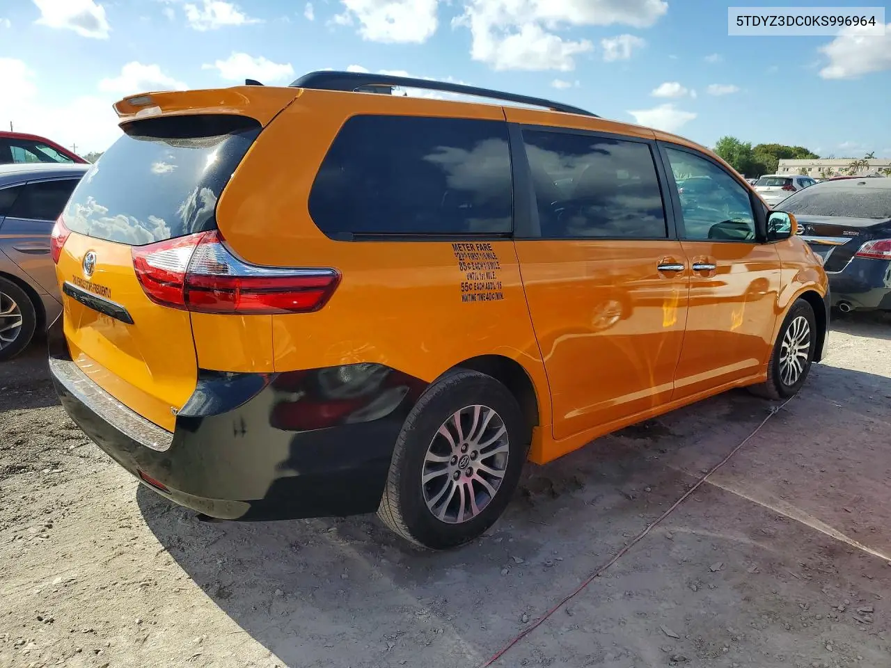 5TDYZ3DC0KS996964 2019 Toyota Sienna Xle 8-Passenger