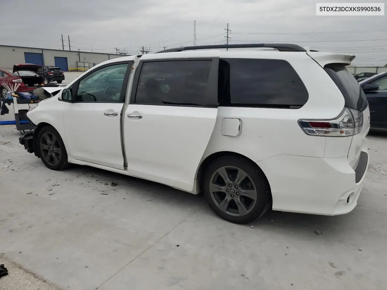 5TDXZ3DCXKS990536 2019 Toyota Sienna Se