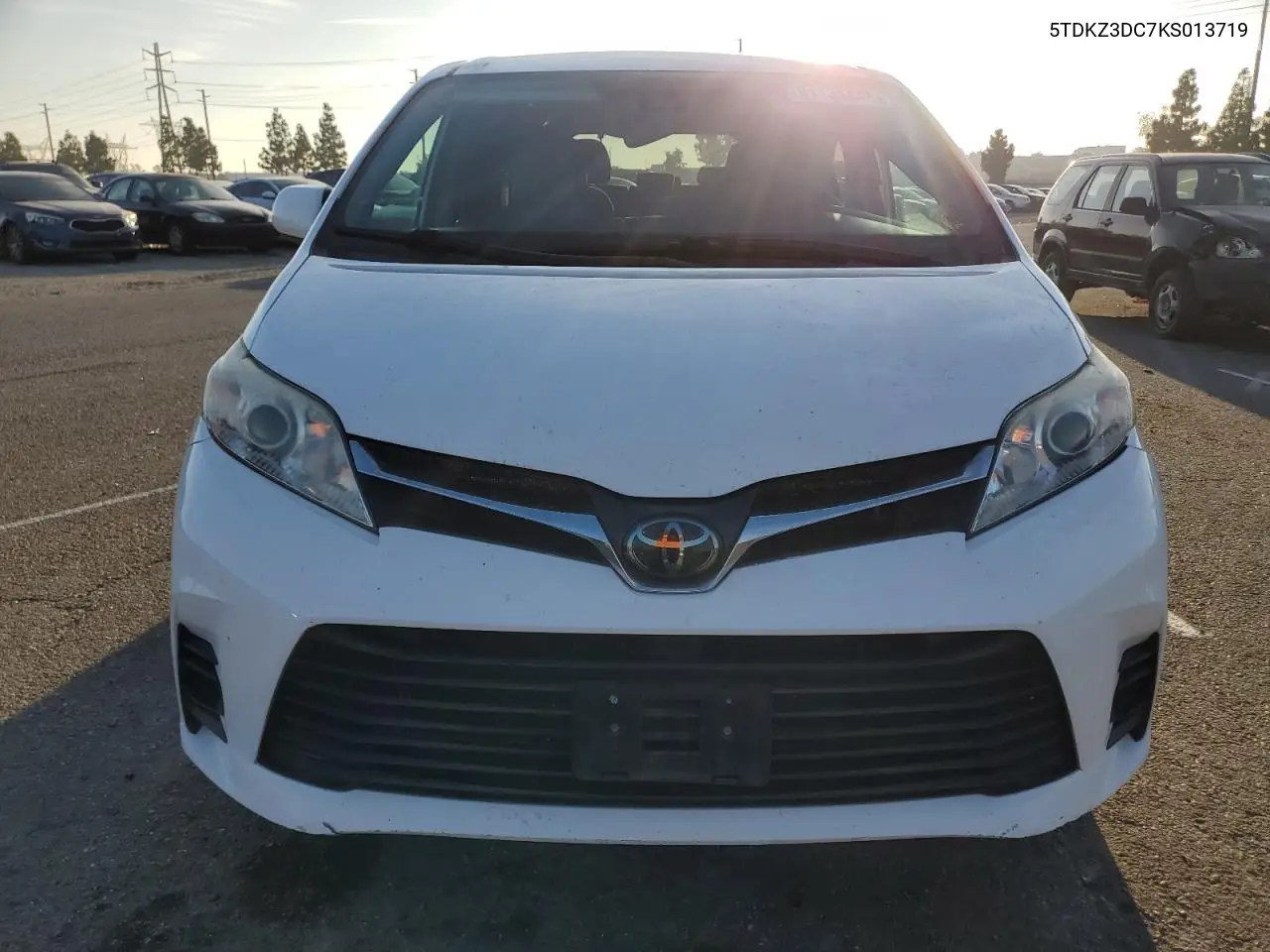 5TDKZ3DC7KS013719 2019 Toyota Sienna Le