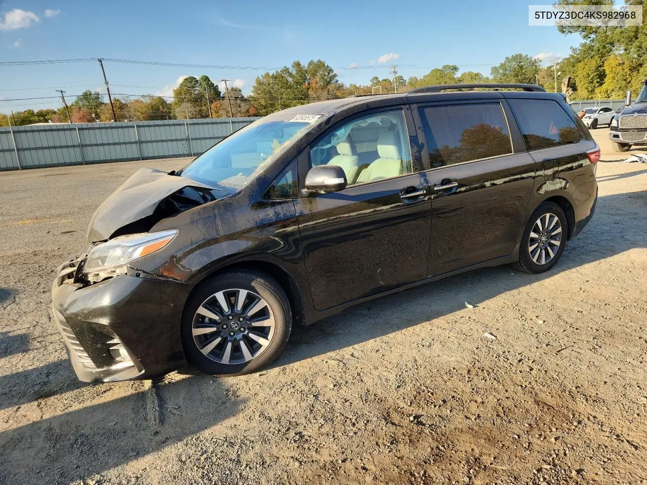 5TDYZ3DC4KS982968 2019 Toyota Sienna Xle