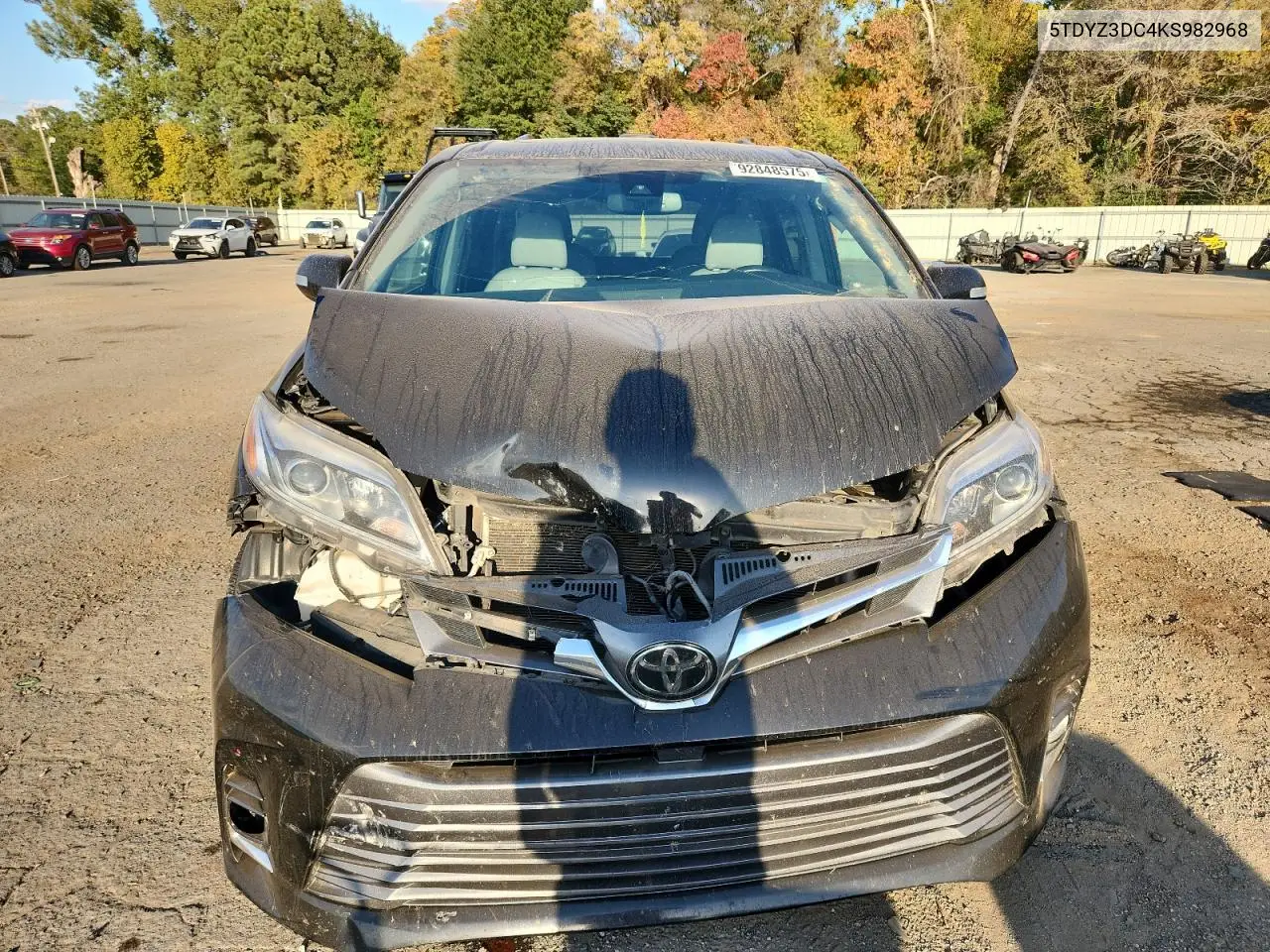 5TDYZ3DC4KS982968 2019 Toyota Sienna Xle