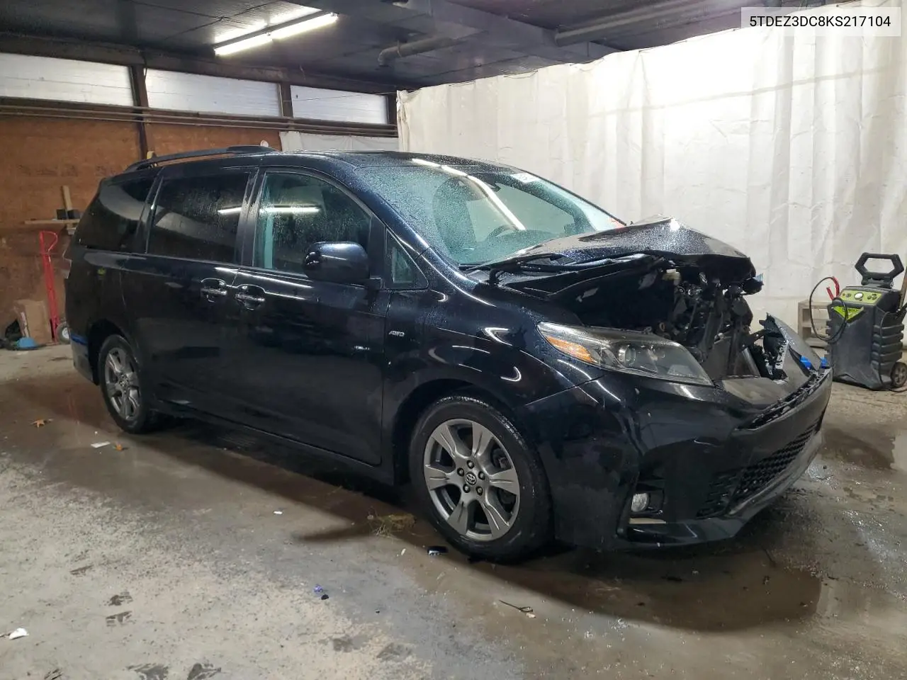 5TDEZ3DC8KS217104 2019 Toyota Sienna Se