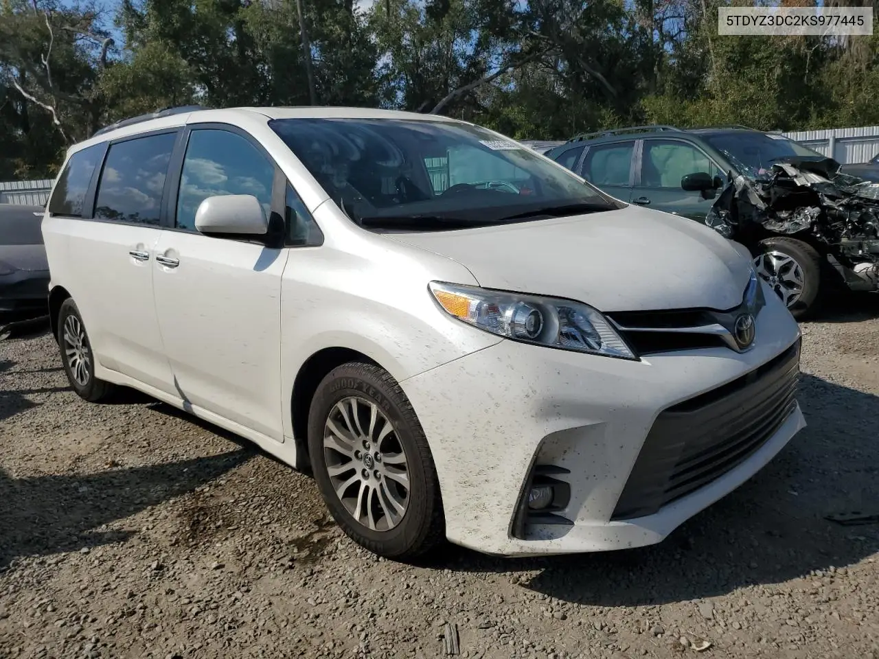 5TDYZ3DC2KS977445 2019 Toyota Sienna Xle
