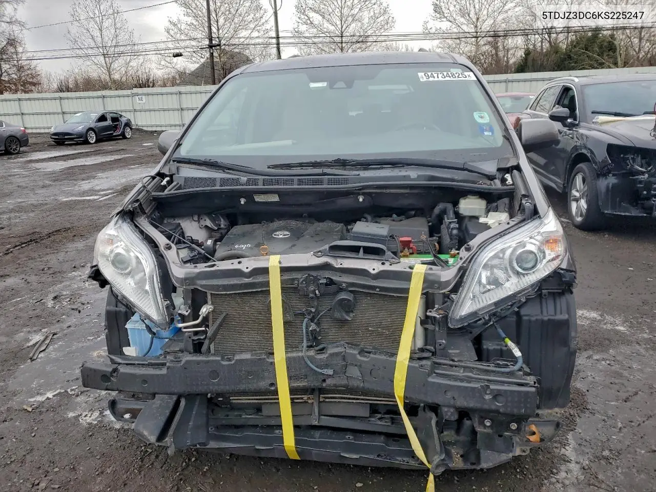 5TDJZ3DC6KS225247 2019 Toyota Sienna Le