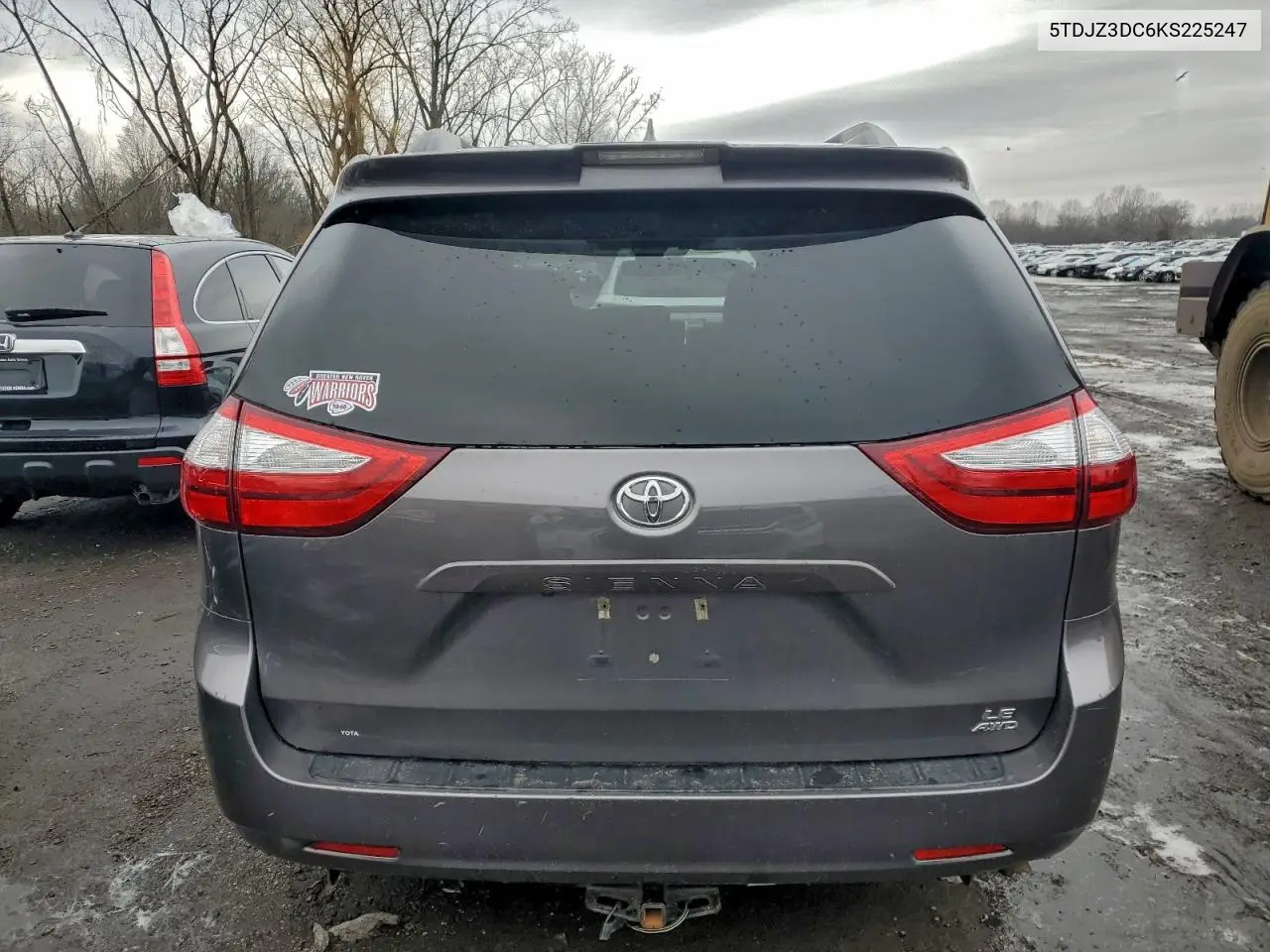 5TDJZ3DC6KS225247 2019 Toyota Sienna Le