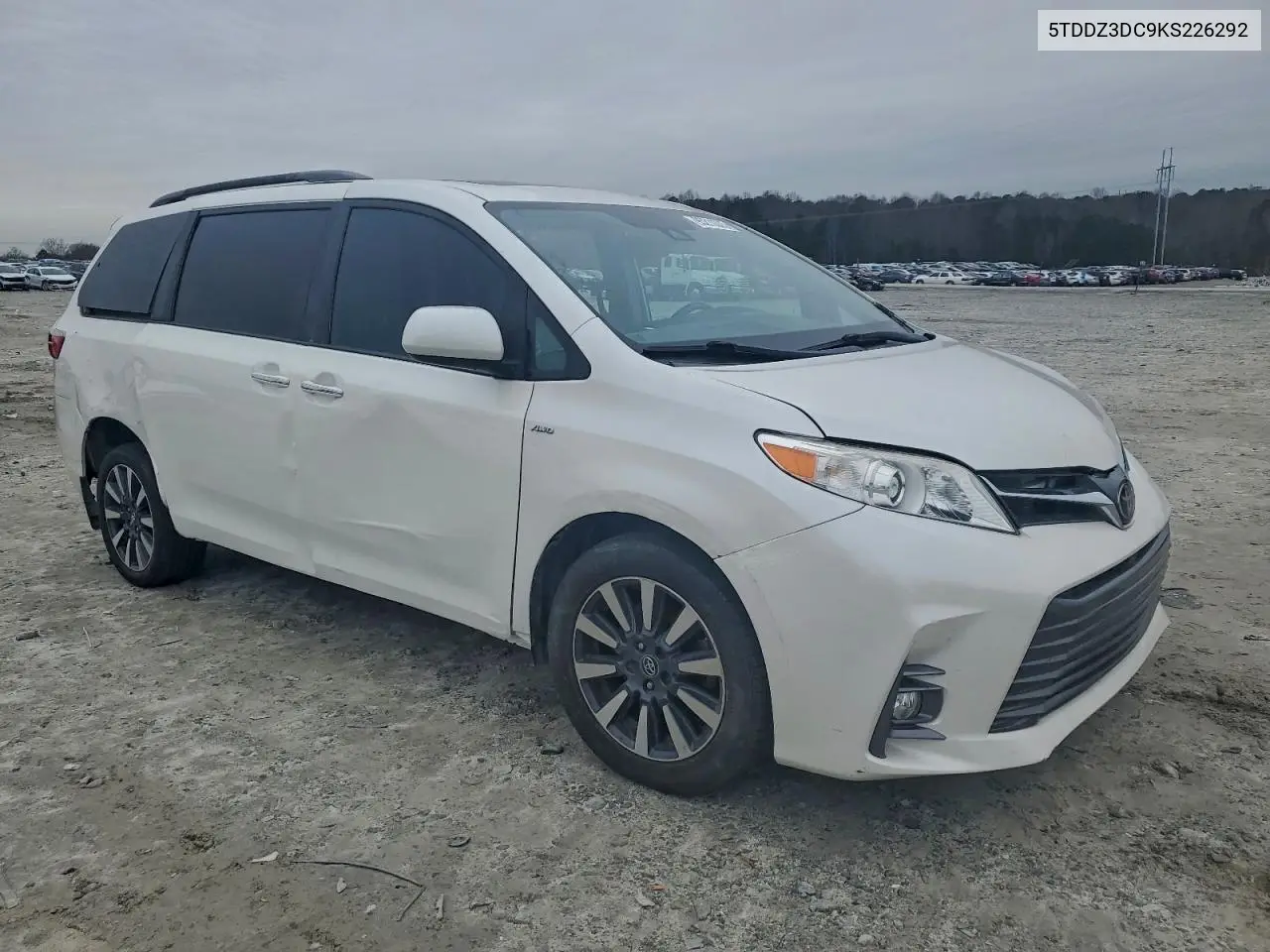 5TDDZ3DC9KS226292 2019 Toyota Sienna Xle