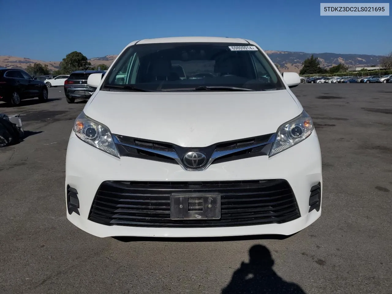 5TDKZ3DC2LS021695 2020 Toyota Sienna Le