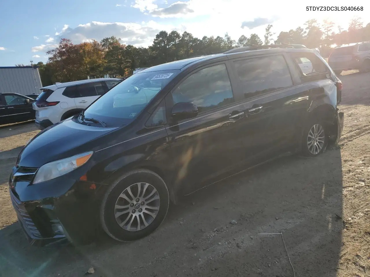 5TDYZ3DC3LS040668 2020 Toyota Sienna Xle