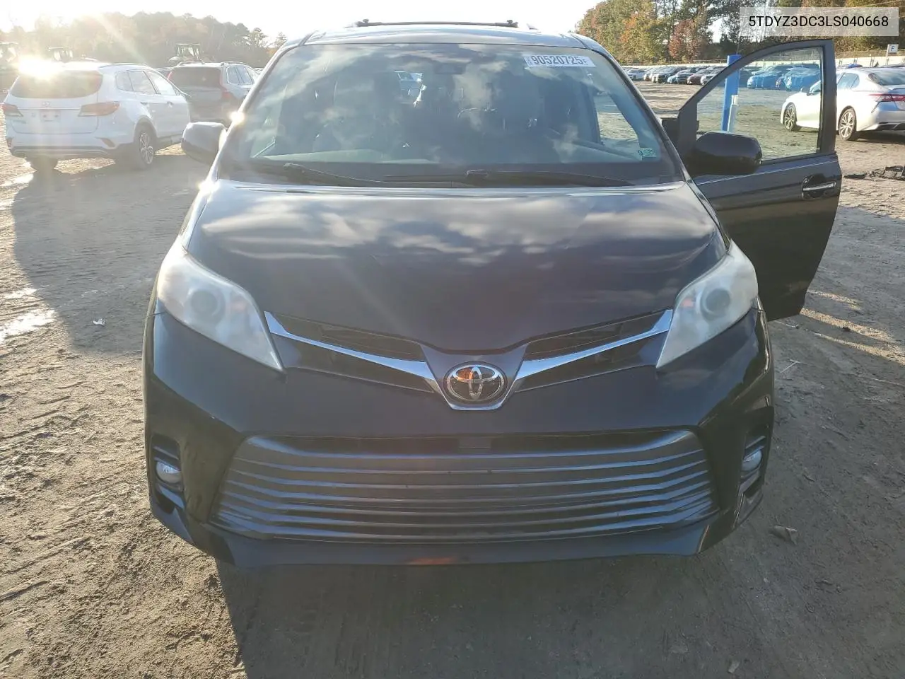 5TDYZ3DC3LS040668 2020 Toyota Sienna Xle
