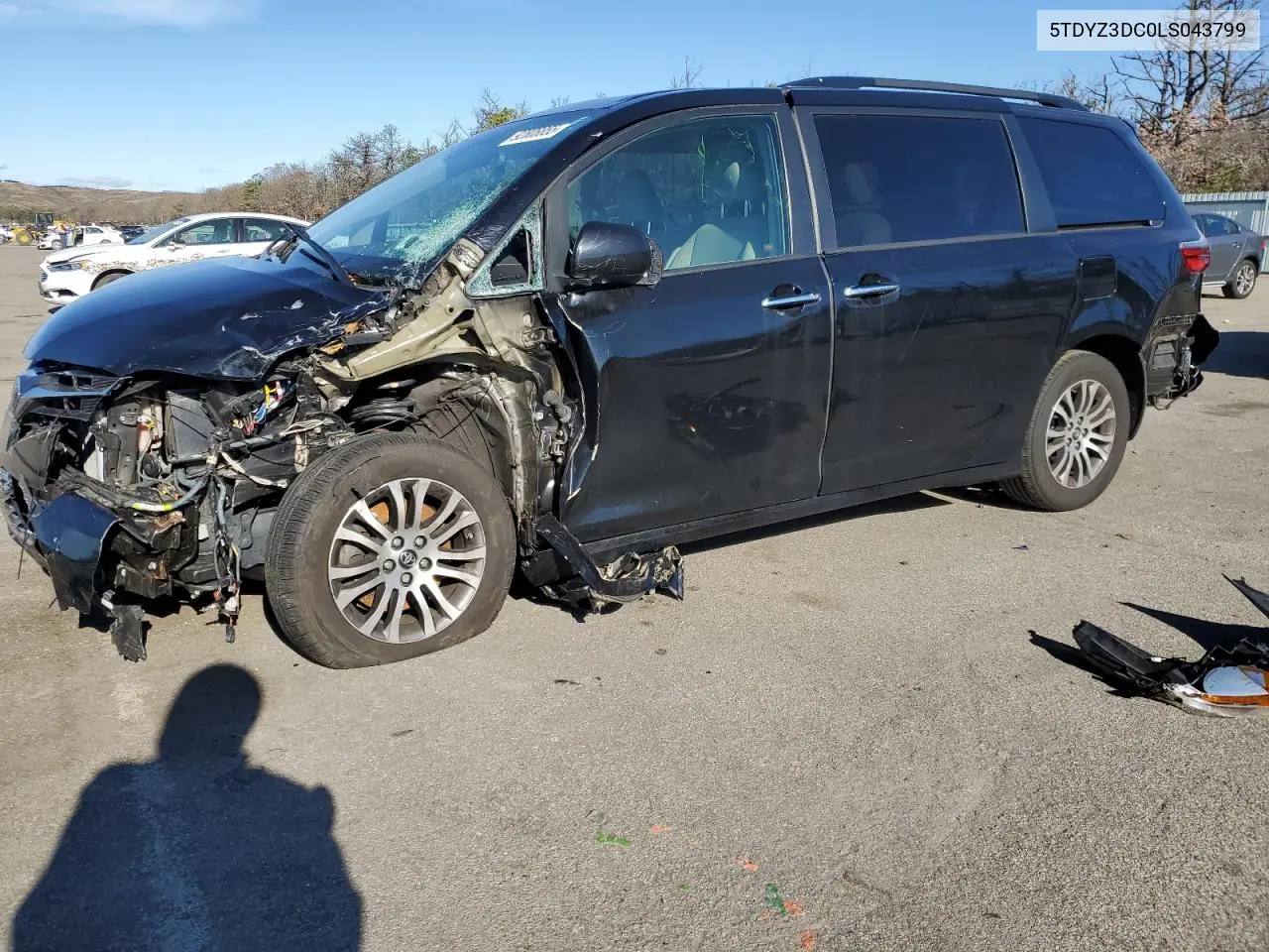 5TDYZ3DC0LS043799 2020 Toyota Sienna Xle