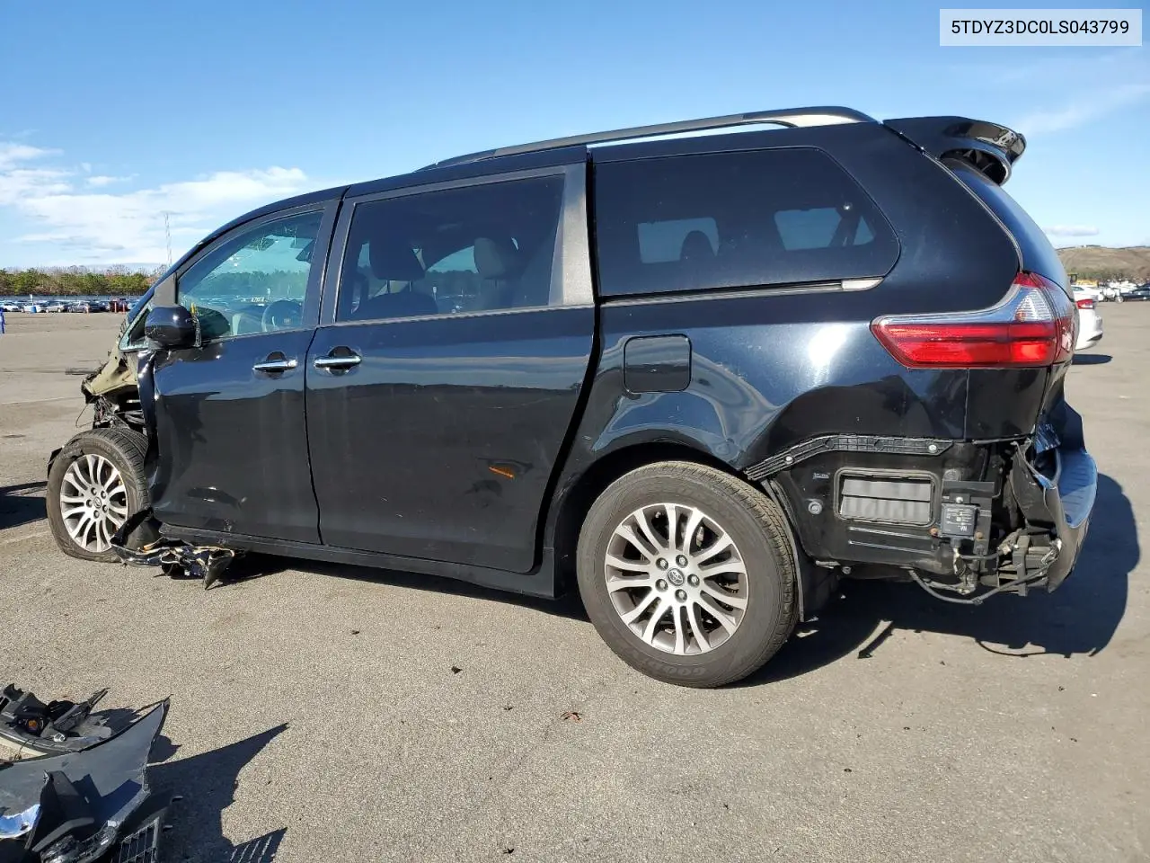 5TDYZ3DC0LS043799 2020 Toyota Sienna Xle