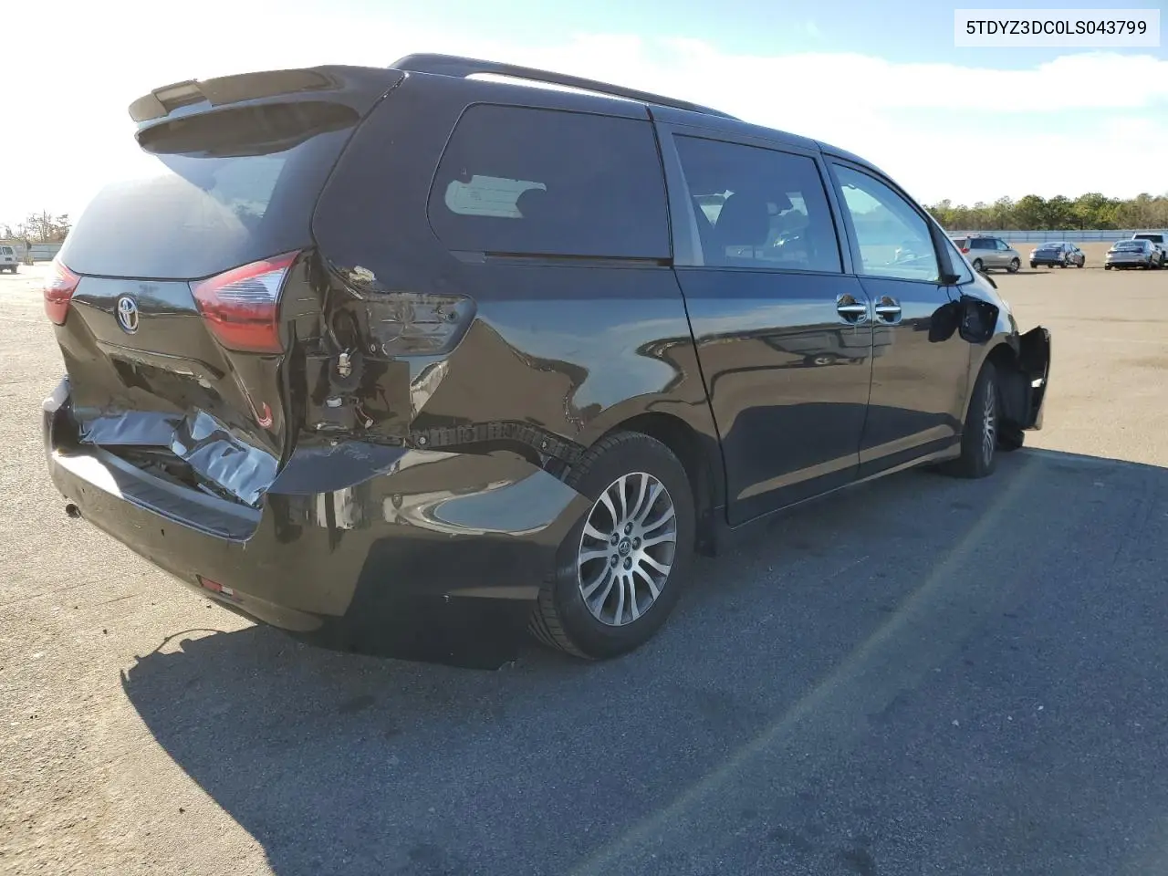 5TDYZ3DC0LS043799 2020 Toyota Sienna Xle