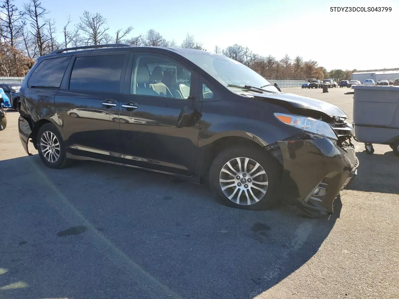 5TDYZ3DC0LS043799 2020 Toyota Sienna Xle