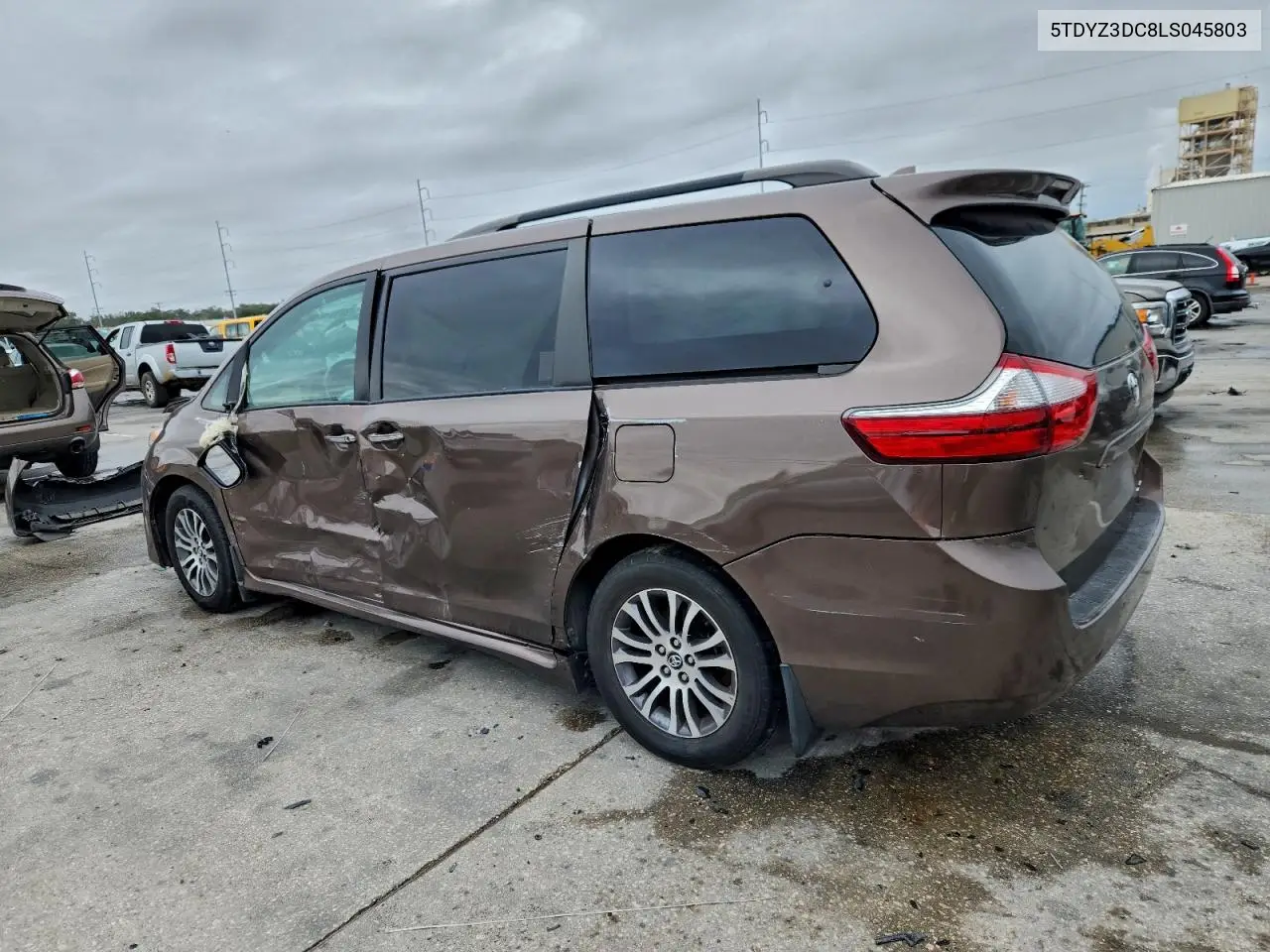 5TDYZ3DC8LS045803 2020 Toyota Sienna Xle