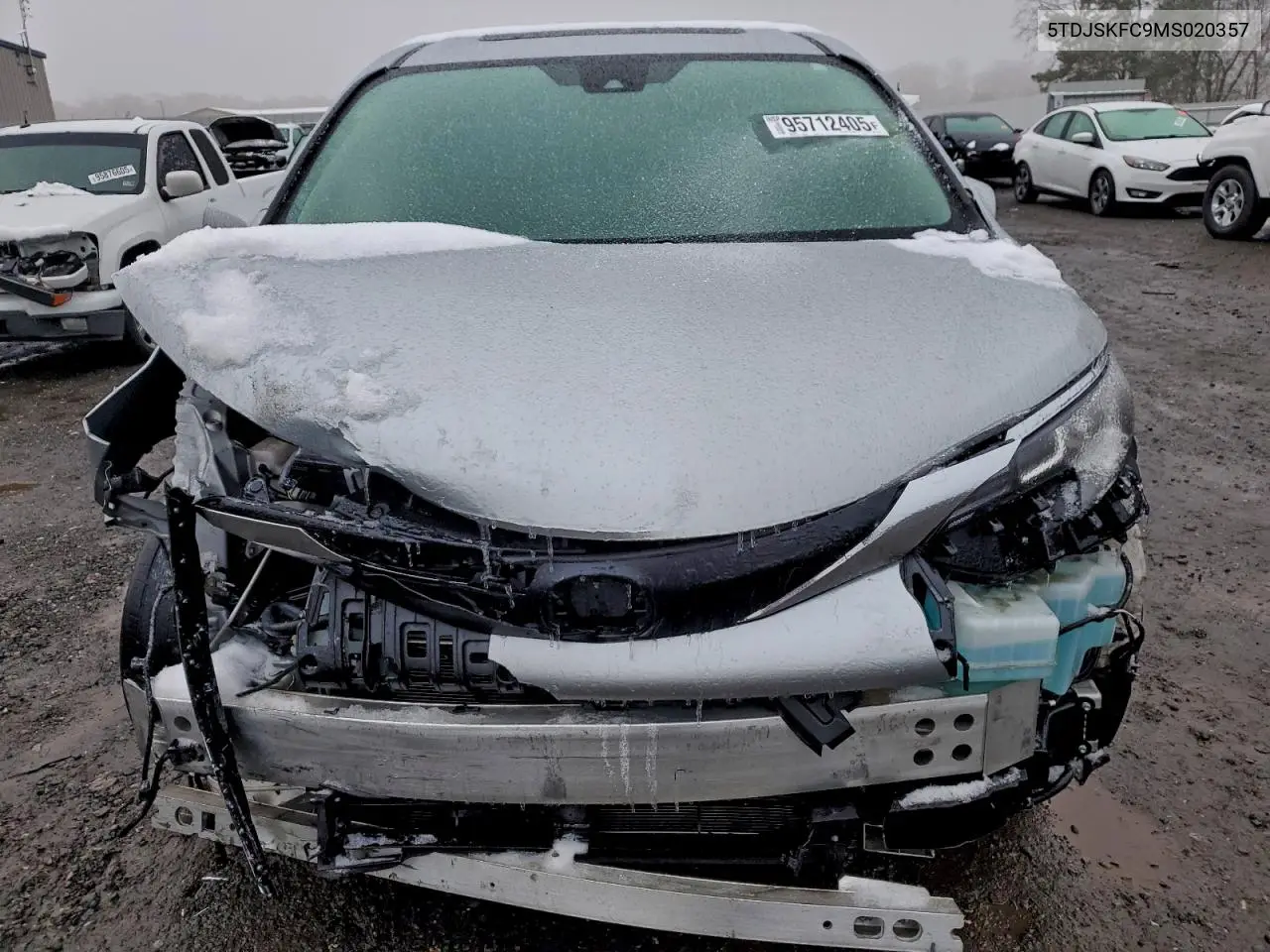 5TDJSKFC9MS020357 2021 Toyota Sienna Xle