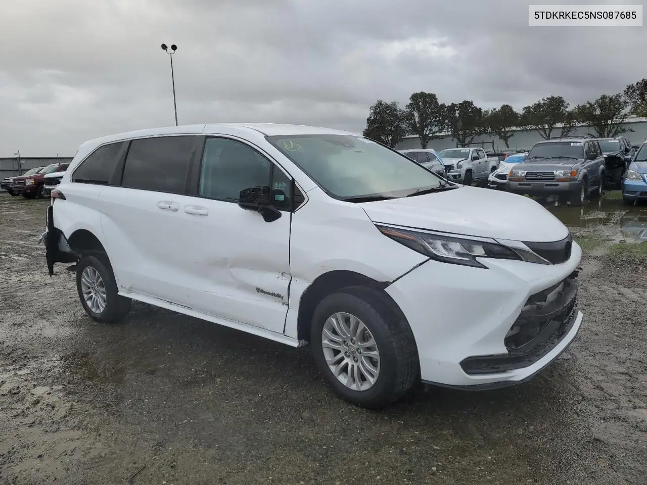 5TDKRKEC5NS087685 2022 Toyota Sienna Le - Wheelchair Van - Pri Fleet