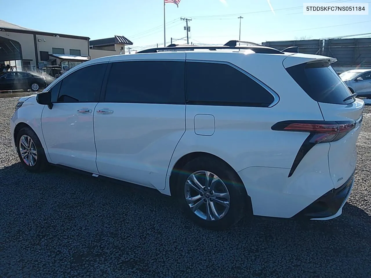 5TDDSKFC7NS051184 2022 Toyota Sienna Xse