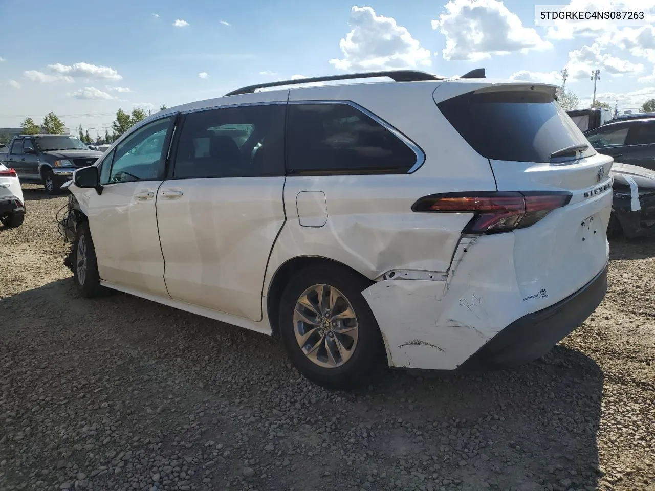 5TDGRKEC4NS087263 2022 Toyota Sienna Le