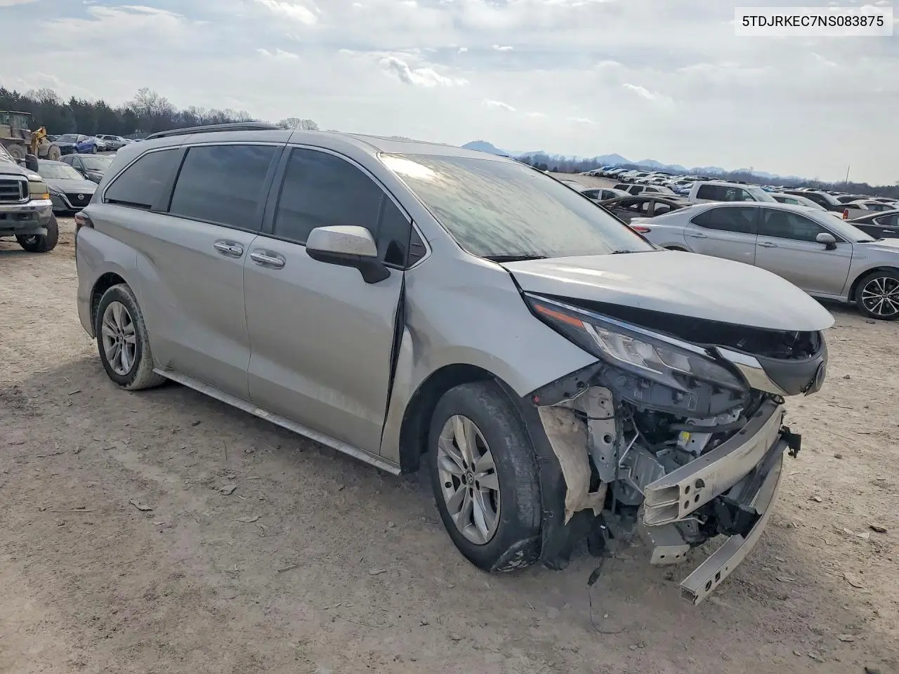 5TDJRKEC7NS083875 2022 Toyota Sienna Xle