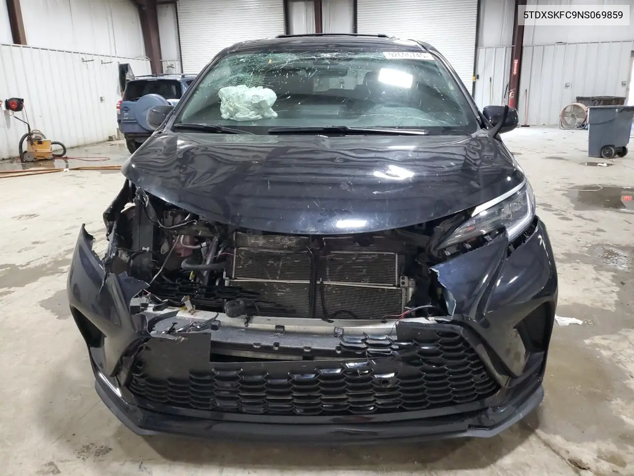 5TDXSKFC9NS069859 2022 Toyota Sienna Xse