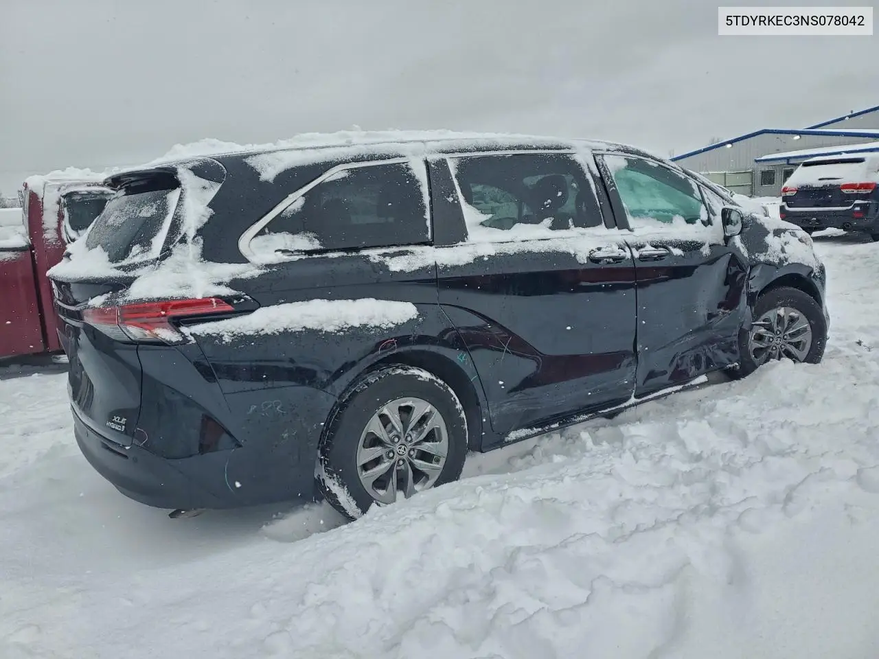 5TDYRKEC3NS078042 2022 Toyota Sienna Xle