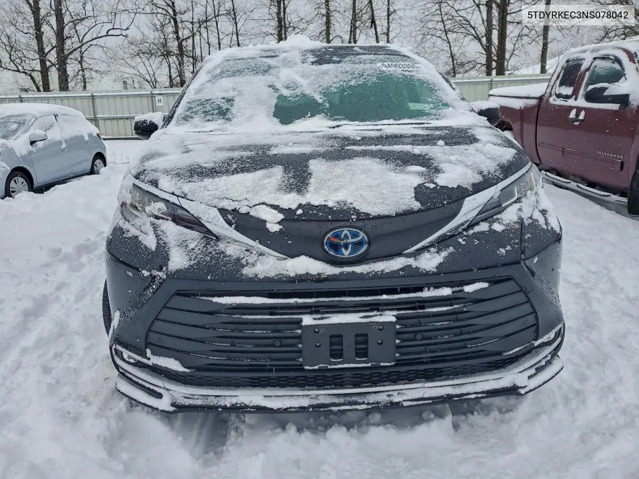 5TDYRKEC3NS078042 2022 Toyota Sienna Xle