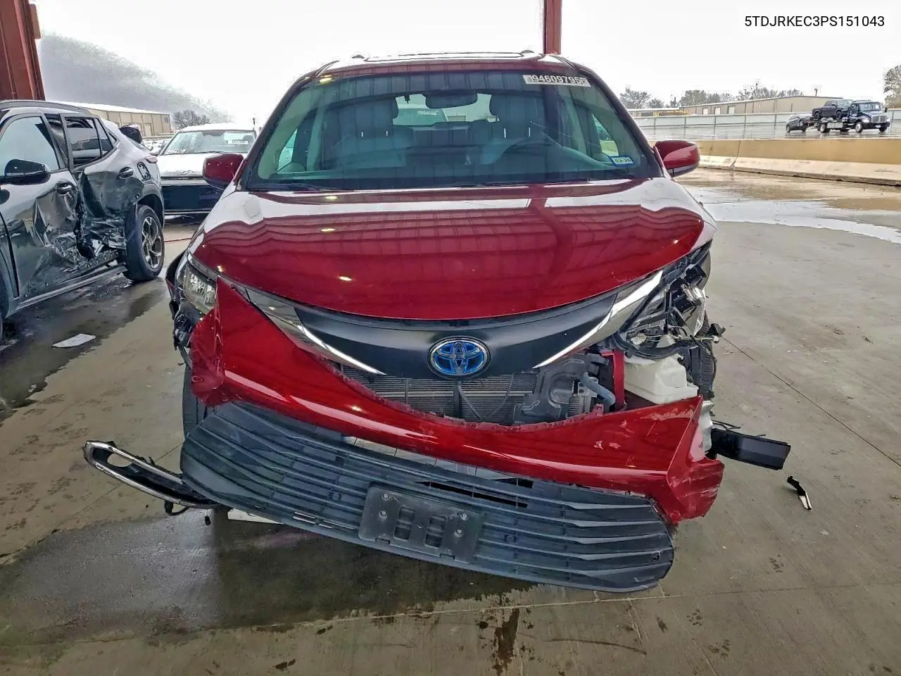 5TDJRKEC3PS151043 2023 Toyota Sienna Xle