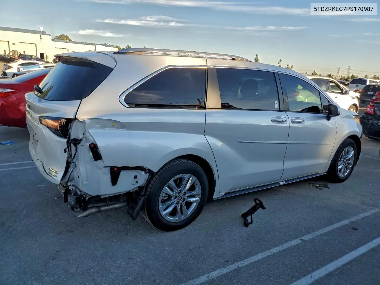 5TDZRKEC7PS170987 2023 Toyota Sienna Limited