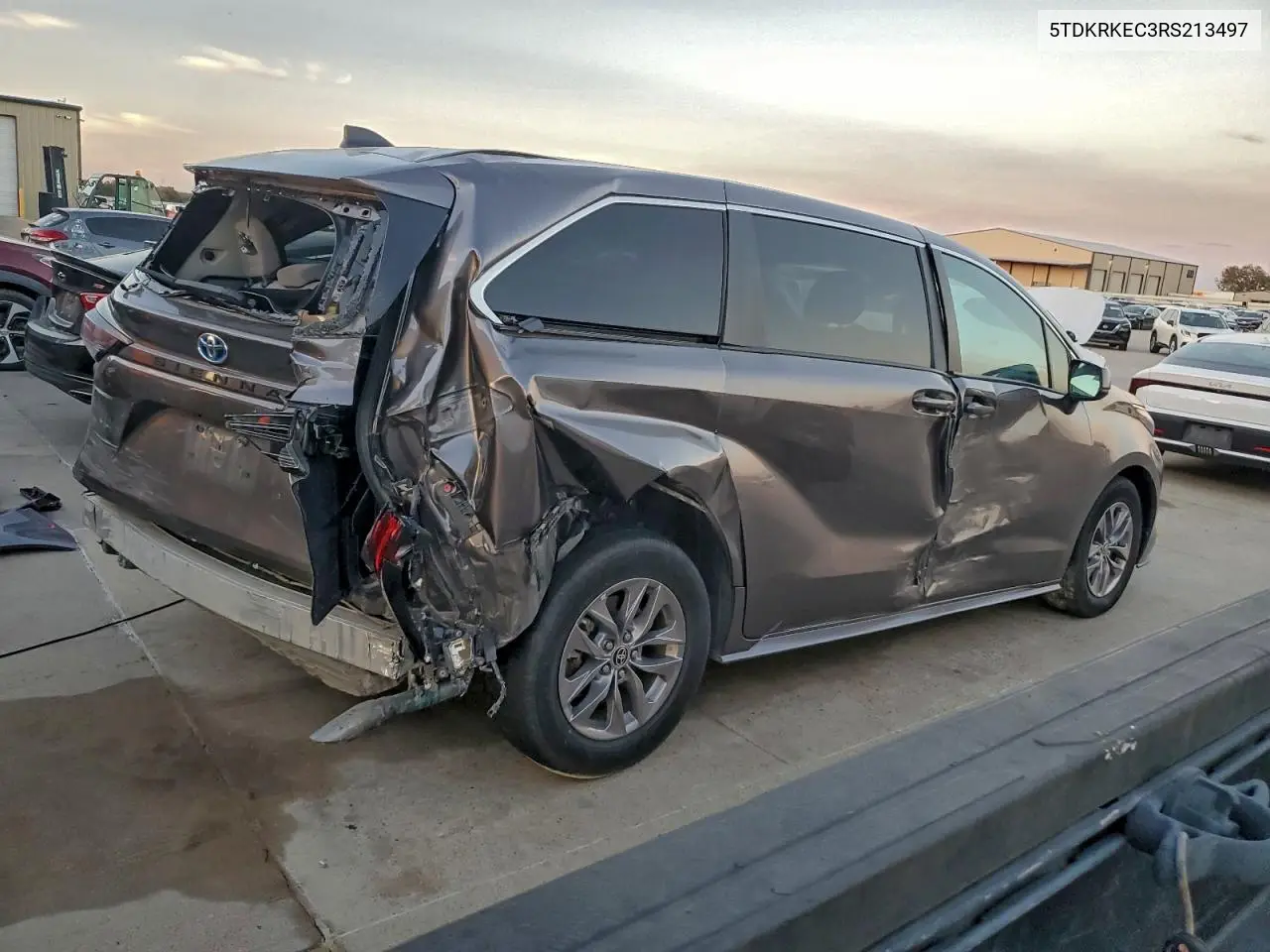 5TDKRKEC3RS213497 2024 Toyota Sienna Le