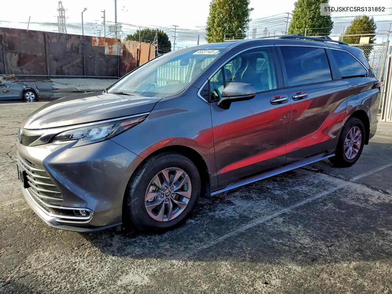 5TDJSKFC5RS131852 2024 Toyota Sienna Xle