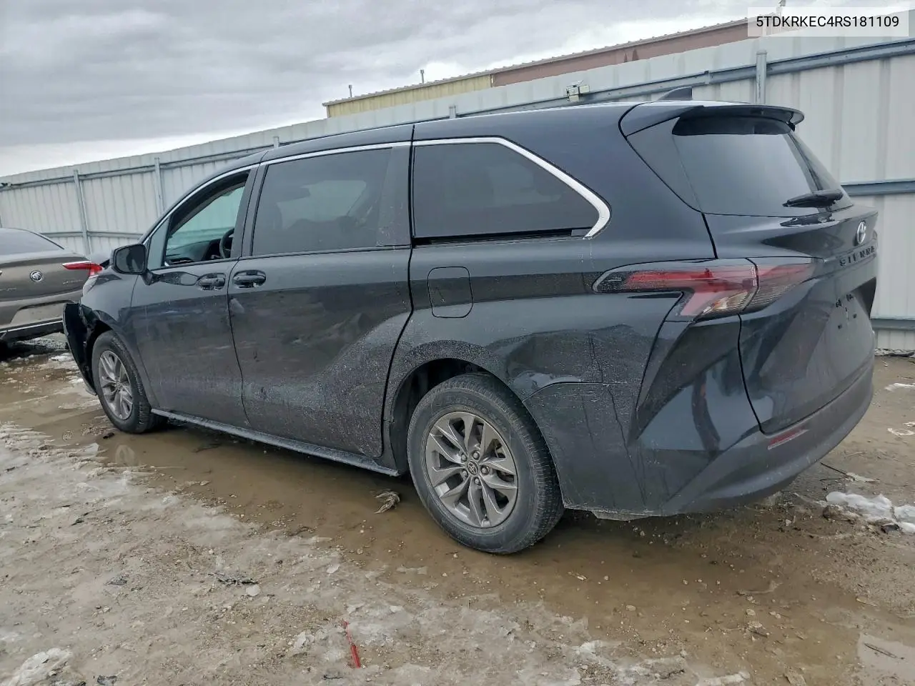 5TDKRKEC4RS181109 2024 Toyota Sienna Le