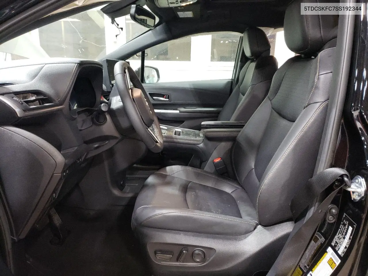 5TDCSKFC7SS192344 2025 Toyota Sienna Xse