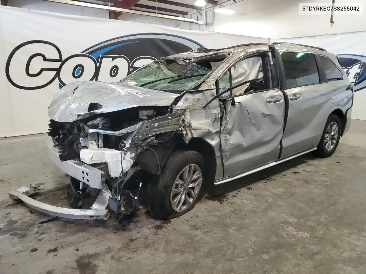 5TDYRKEC7SS255042 2025 Toyota Sienna Xle
