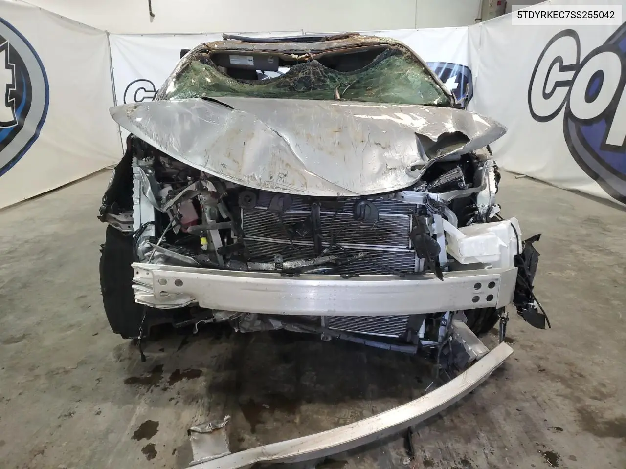 5TDYRKEC7SS255042 2025 Toyota Sienna Xle