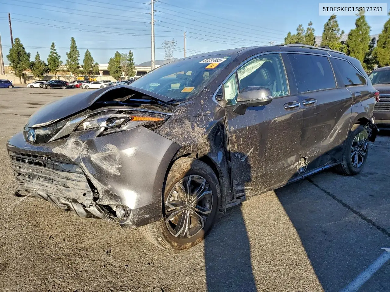 5TDESKFC1SS173751 2025 Toyota Sienna Limited