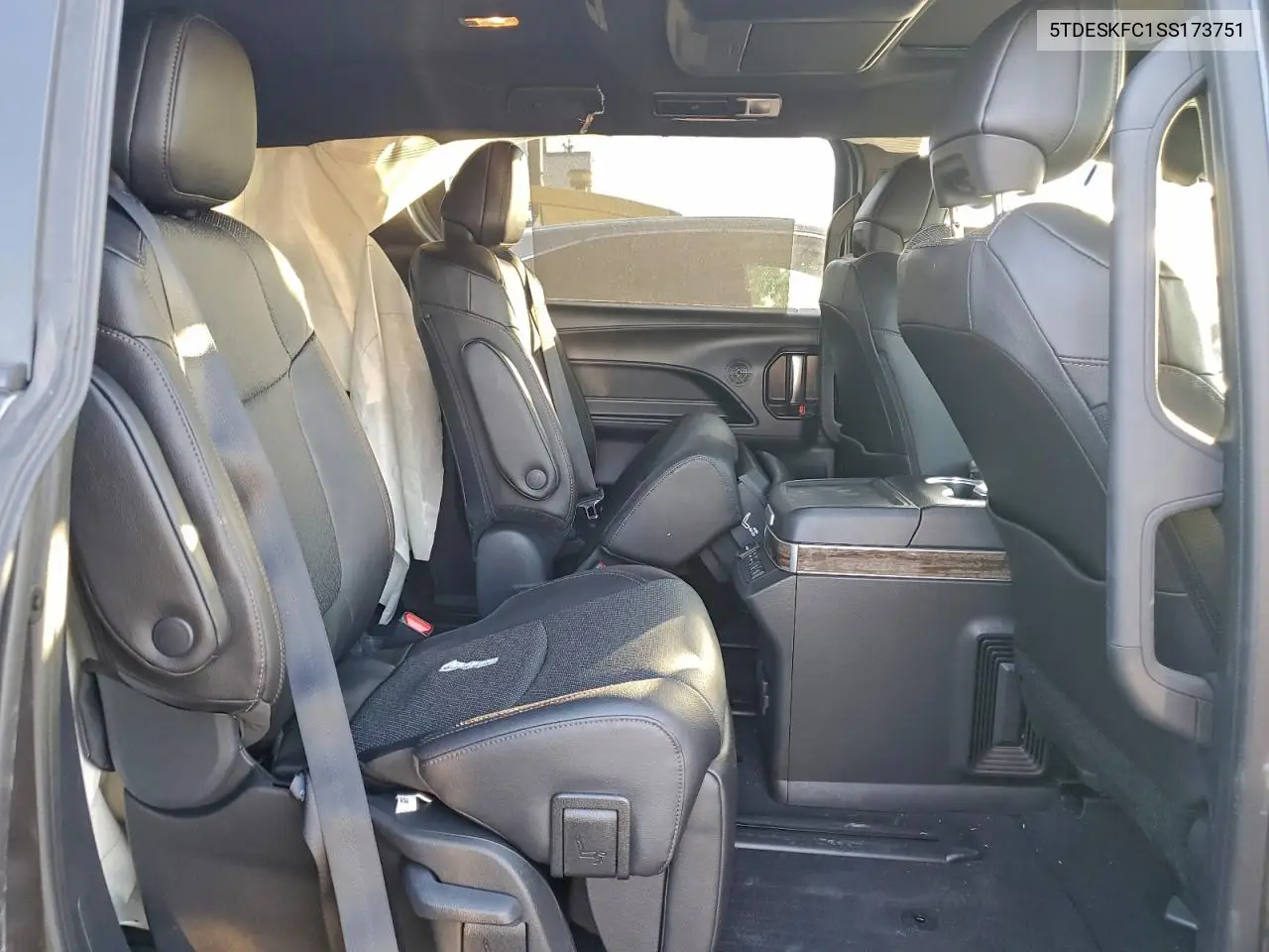 5TDESKFC1SS173751 2025 Toyota Sienna Limited