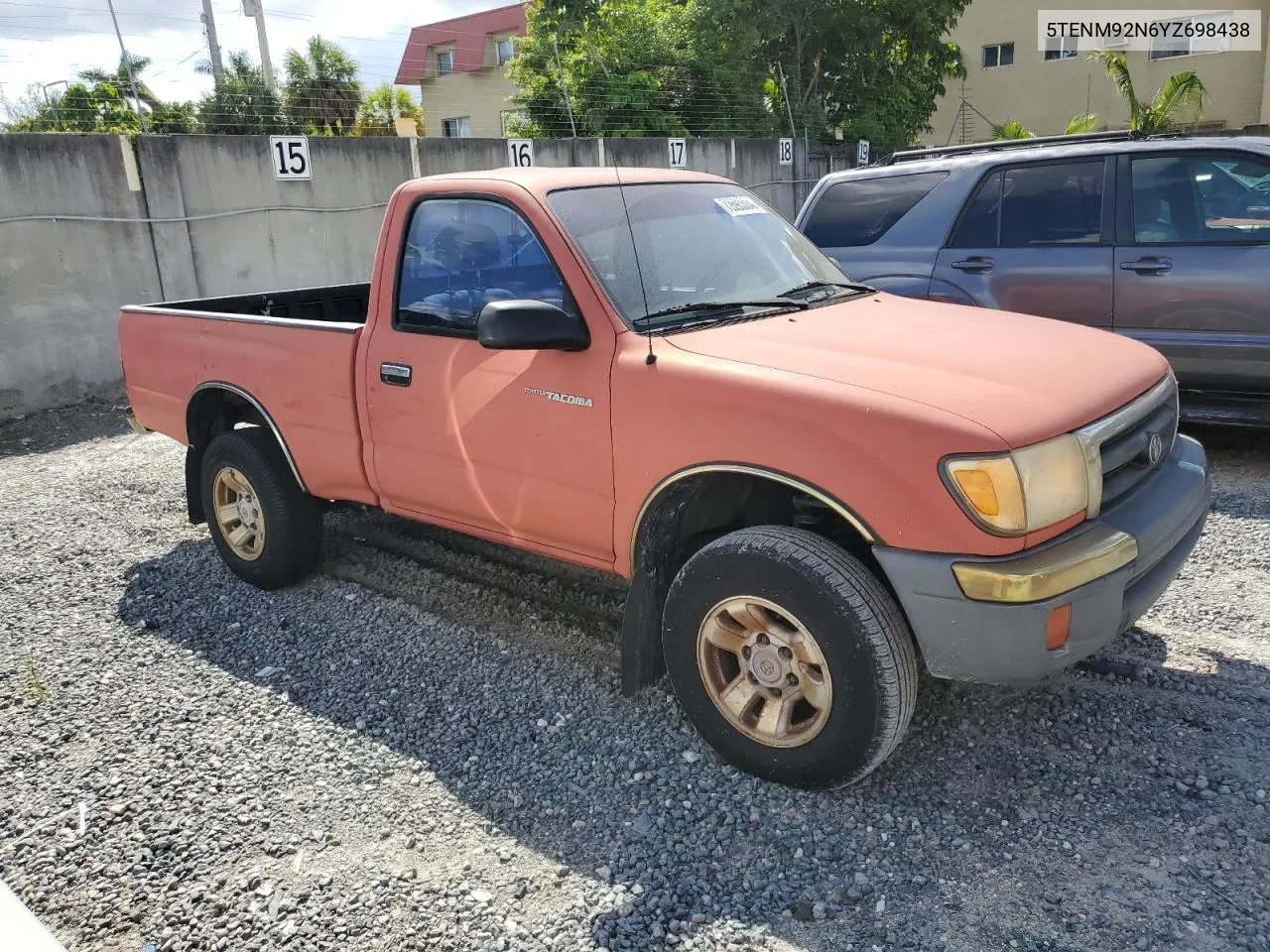 2000 Toyota Tacoma Prerunner VIN: 5TENM92N6YZ698438 Lot: 72693304