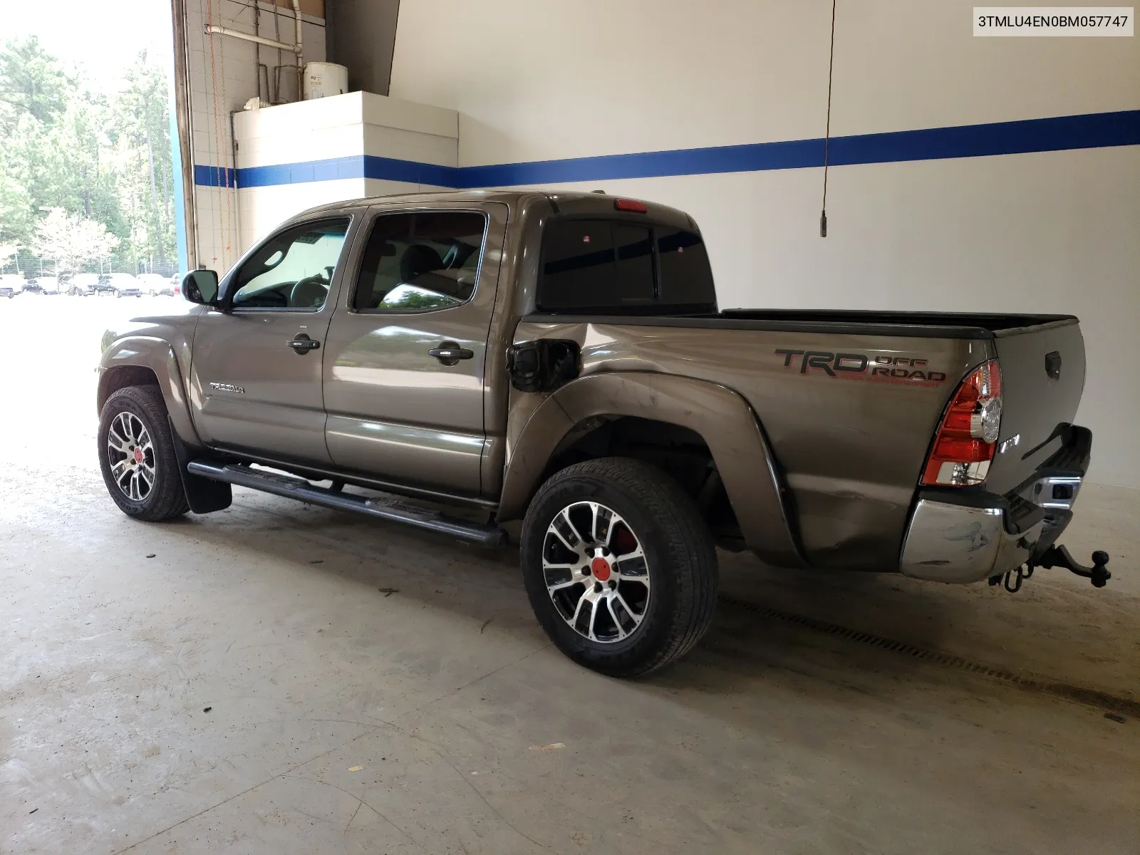 3TMLU4EN0BM057747 2011 Toyota Tacoma Double Cab