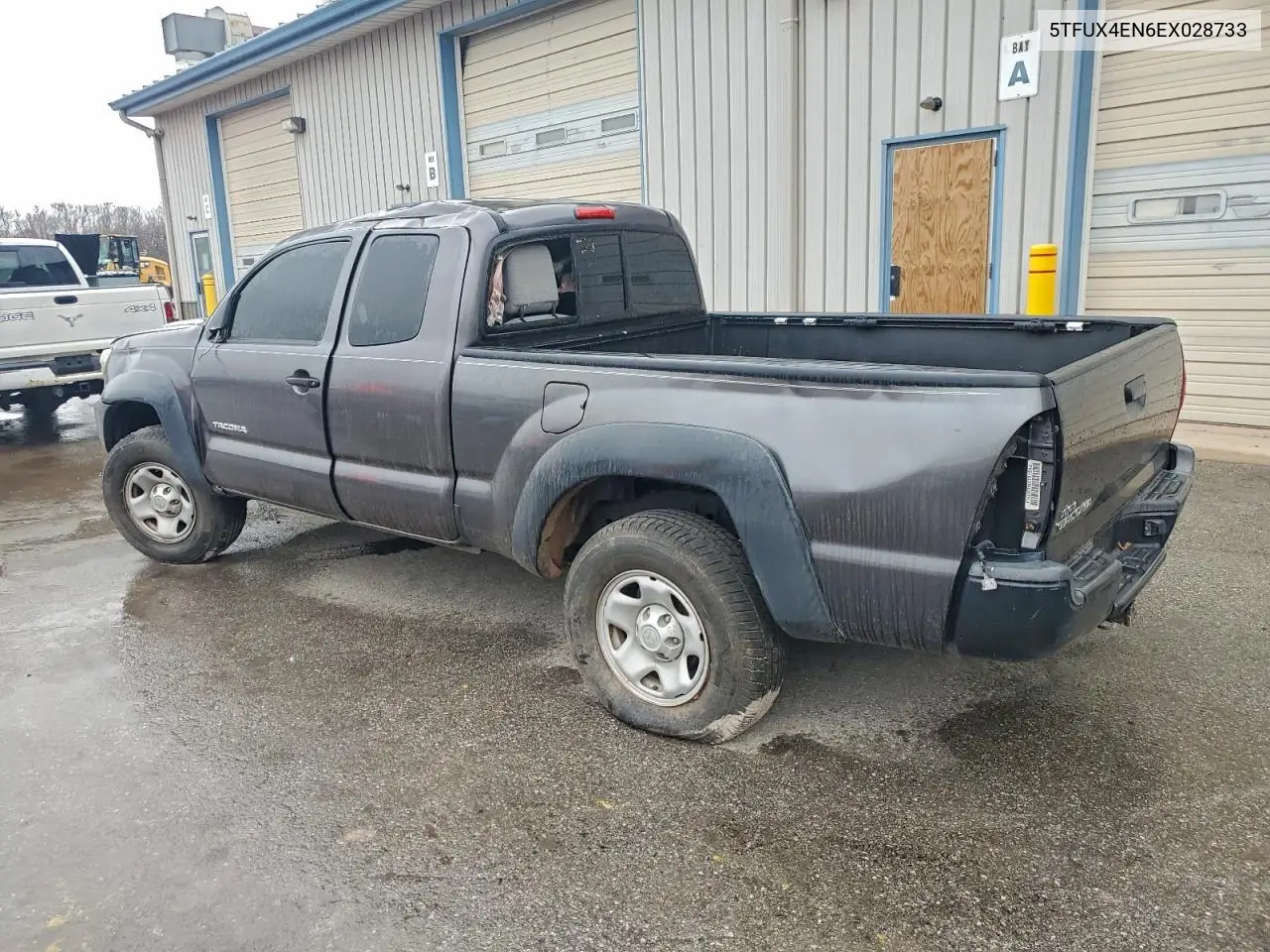 5TFUX4EN6EX028733 2014 Toyota Tacoma Access Cab