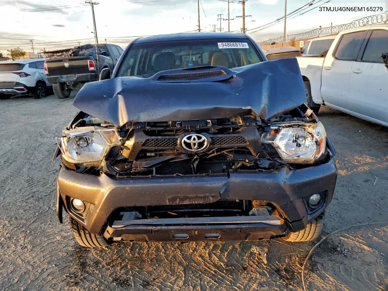 3TMJU4GN6EM165279 2014 Toyota Tacoma Double Cab Prerunner