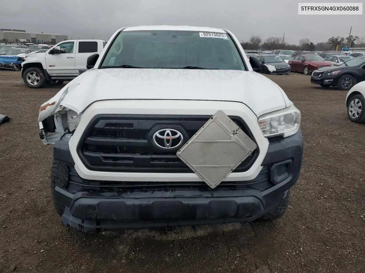 5TFRX5GN4GX060088 2016 Toyota Tacoma Access Cab