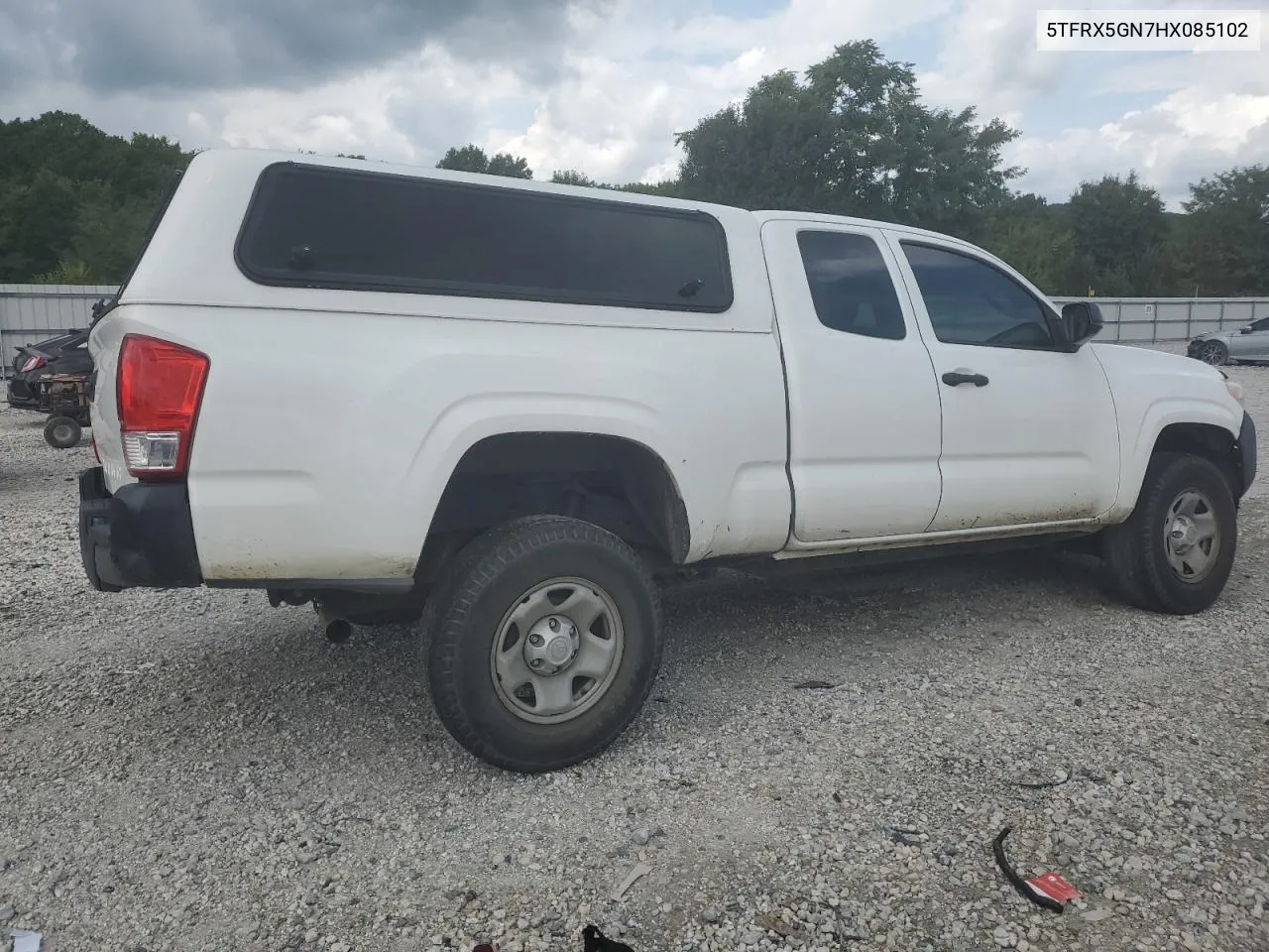 5TFRX5GN7HX085102 2017 Toyota Tacoma Access Cab