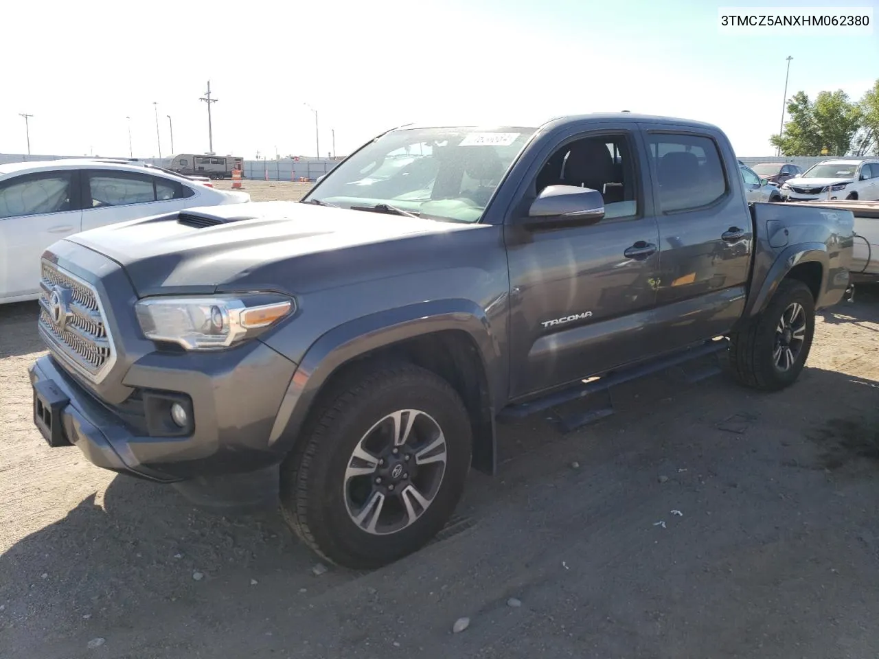 3TMCZ5ANXHM062380 2017 Toyota Tacoma Double Cab